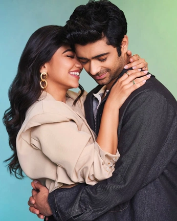 A cover of "Mismatched" cluster. The owner is ideaofplace. The cluster consists of 5 elements.