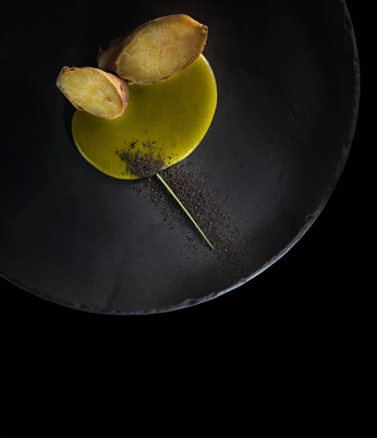 A cover of "Mskl" cluster. The owner is emevde. The cluster consists of 15 elements.