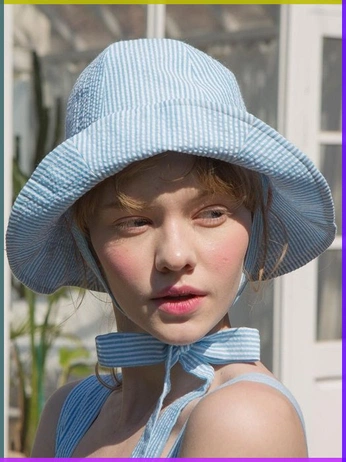 A cover of "art ref" cluster. The owner is samridgway. The cluster consists of 4 elements.