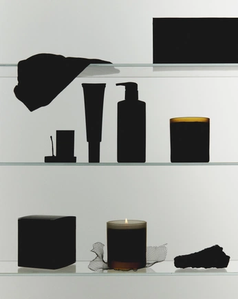 A cover of "A&E Q1" cluster. The owner is annikaherberth. The cluster consists of 1 element.