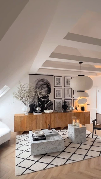 A cover of "Interior Design" cluster. The owner is rok.sivante. The cluster consists of 36 elements.