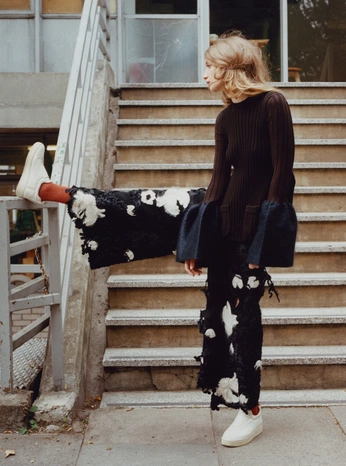 A cover of "lena-shooting" cluster. The owner is ell3nfrances. The cluster consists of 21 elements.