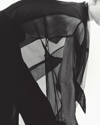 A cover of "cloth" cluster. The owner is mileyme. The cluster consists of 6 elements.