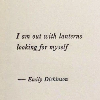 A cover of "Quotes" cluster. The owner is artisbeautiful. The cluster consists of 4 elements.