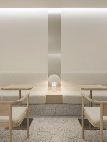 A cover of "LEXUS COURTSIDE LOUNGE" cluster. The owner is abbaa. The cluster consists of 9 elements.