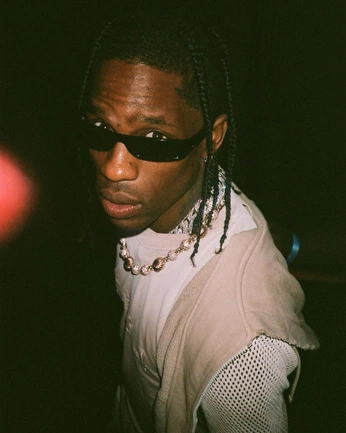 A cover of "Travis Scott" cluster. The owner is tina.me. The cluster consists of 7 elements.