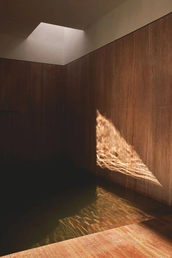 A cover of "Skylight" cluster. The owner is celine.bvg. The cluster consists of 2 elements.