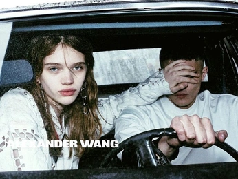 A cover of "campaigning" cluster. The owner is michellelaura. The cluster consists of 19 elements.