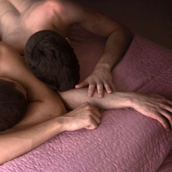 A cover of "connections" cluster. The owner is yummyguano. The cluster consists of 35 elements.