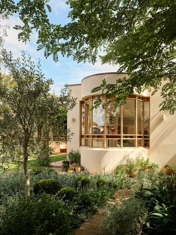 A cover of "YSG - Mo Jacobsen" cluster. The owner is studioserpentine. The cluster consists of 32 elements.