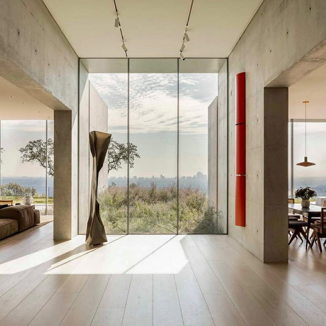 Austin House by Studio DuBois with art by Tony Cragg and Donald Judd. Photographed by Douglas Friedman.