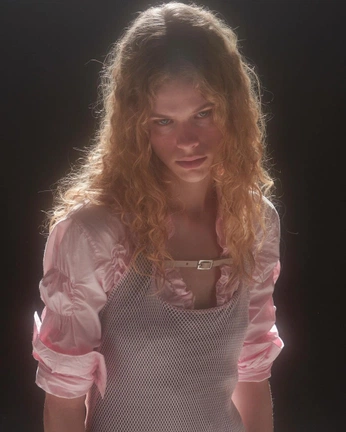 A cover of "fashion photography" cluster. The owner is shredderr. The cluster consists of 11 elements.