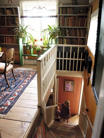 A cover of "house" cluster. The owner is meezyy. The cluster consists of 46 elements.