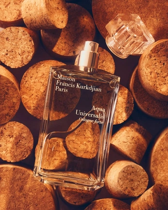 A cover of "Beauty Products" cluster. The owner is bweaver. The cluster consists of 17 elements.