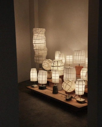 A cover of "lamps" cluster. The owner is alenacard. The cluster consists of 1 element.