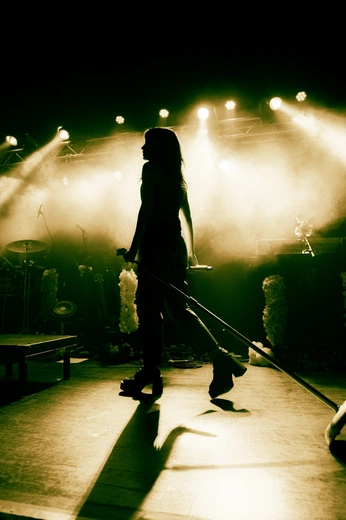 A cover of "Concert photography" cluster. The owner is noelleyasmijn. The cluster consists of 19 elements.