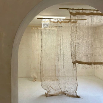 A cover of "karem" cluster. The owner is victorianlrn. The cluster consists of 33 elements.