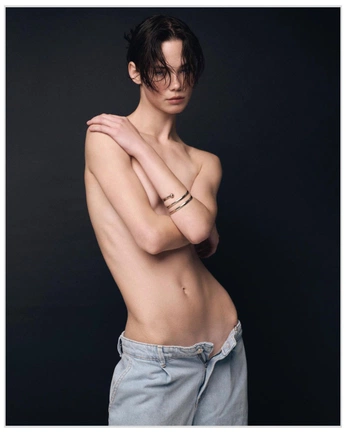 A cover of "Denim" cluster. The owner is amyzeilon. The cluster consists of 5 elements.