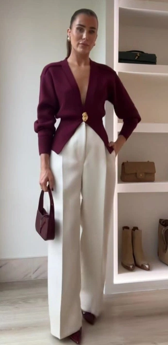 A cover of "Restivo" cluster. The owner is jessieflores. The cluster consists of 19 elements.