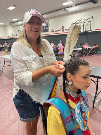 A cover of "Sweet Summer Powwow" cluster. The owner is tlakwa. The cluster consists of 16 elements.